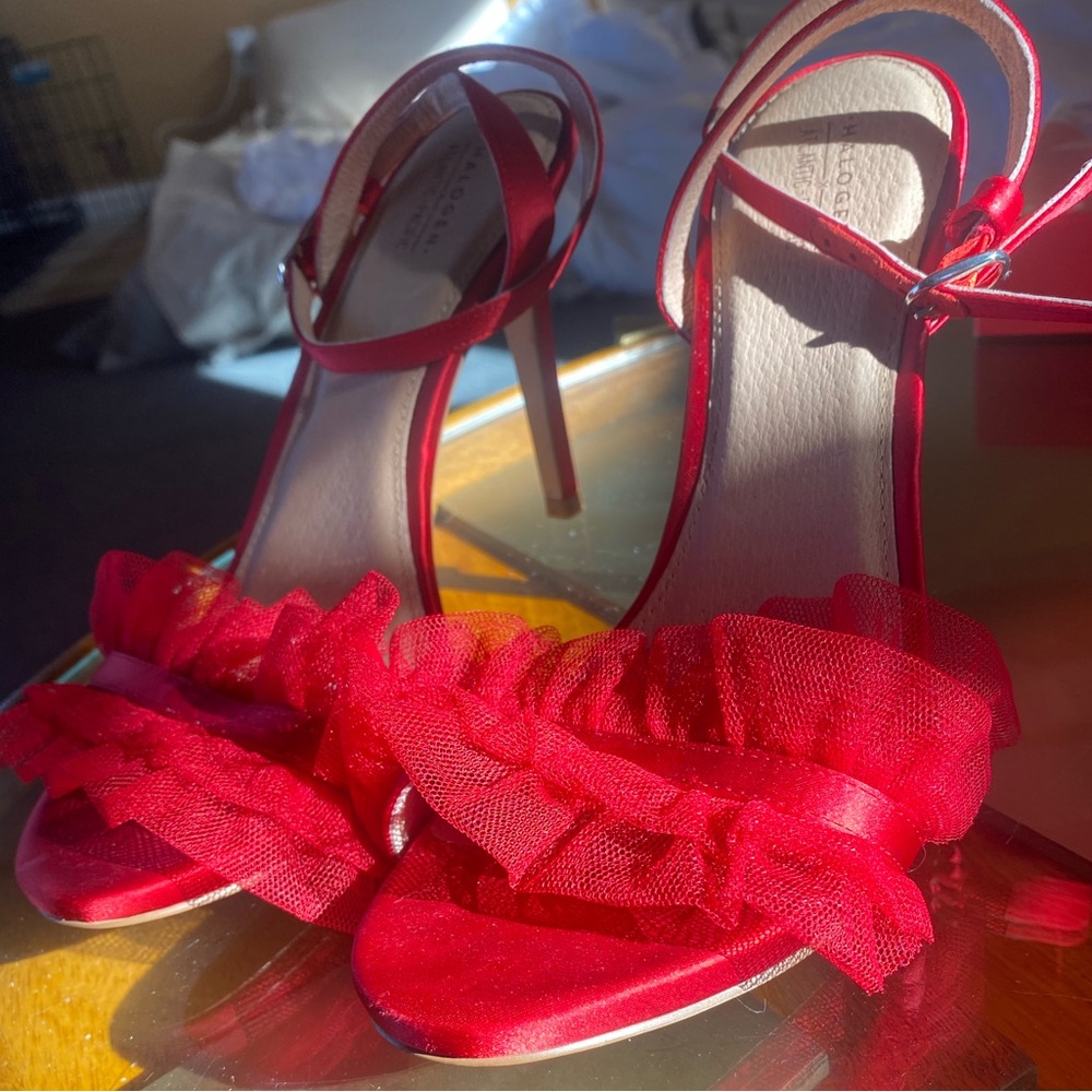 Halogen X Atlantic - Pacific Red Heels